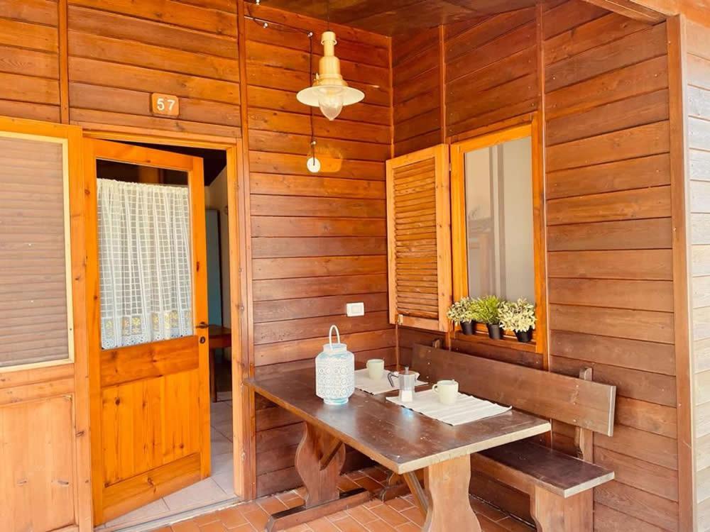 Le Dune Villaggio Лидо Ди Фонди Екстериор снимка
